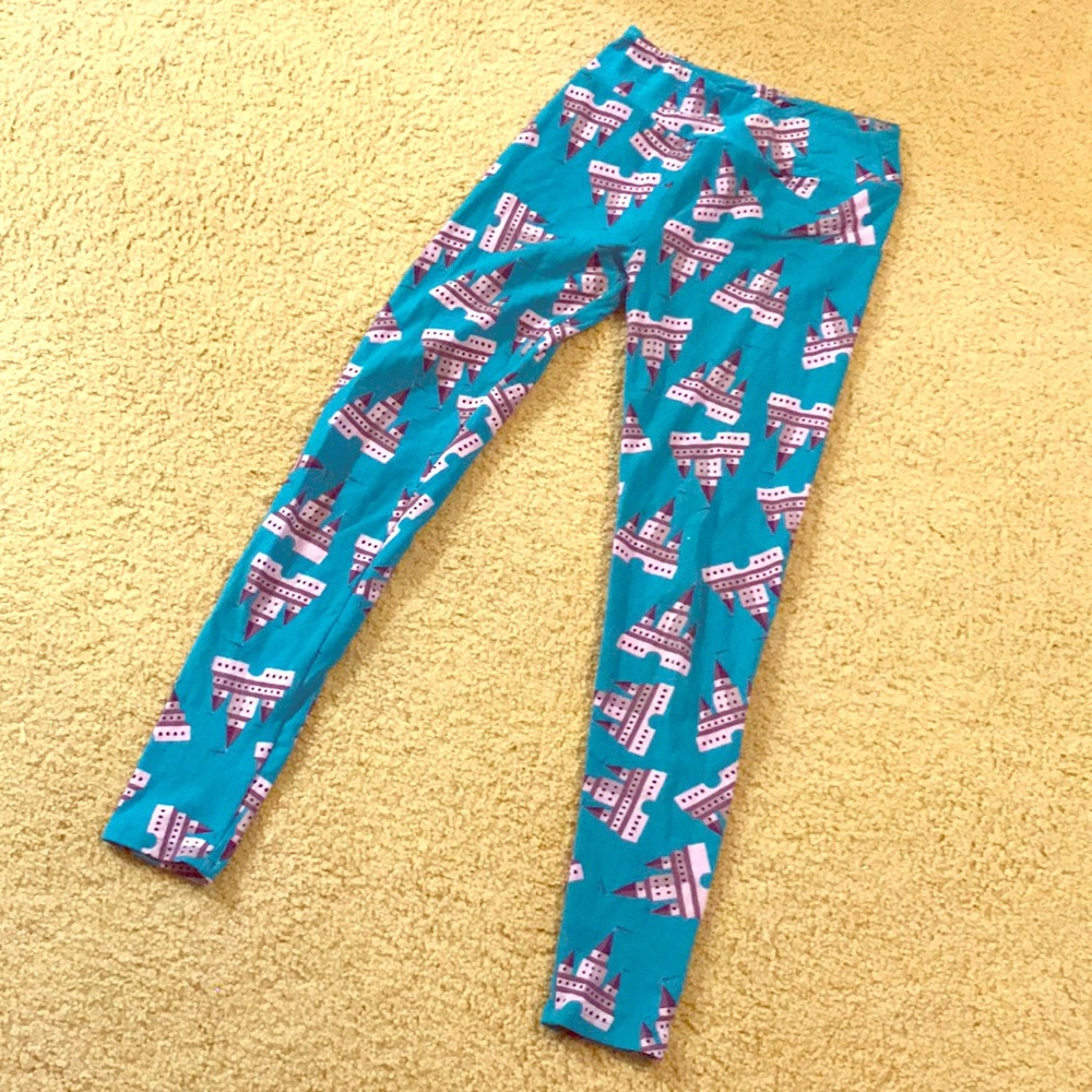 Castle Lularoe Print